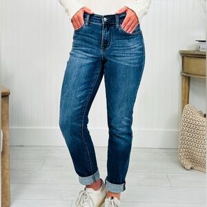 Judy Blue Women’s 14W Slim Fit Dark Wash Denim Jeans